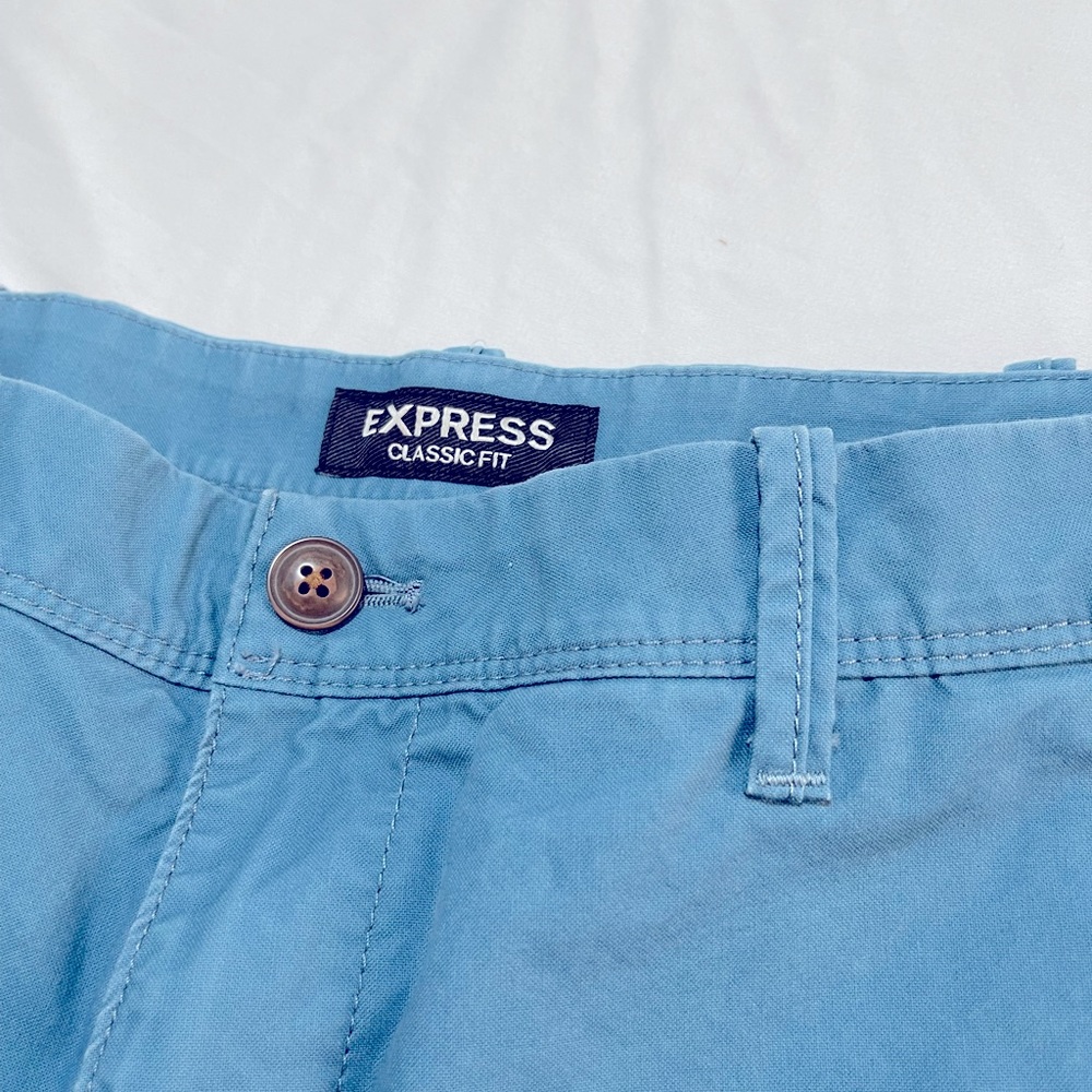 Express Classic Fit Shorts Size 31 Blue